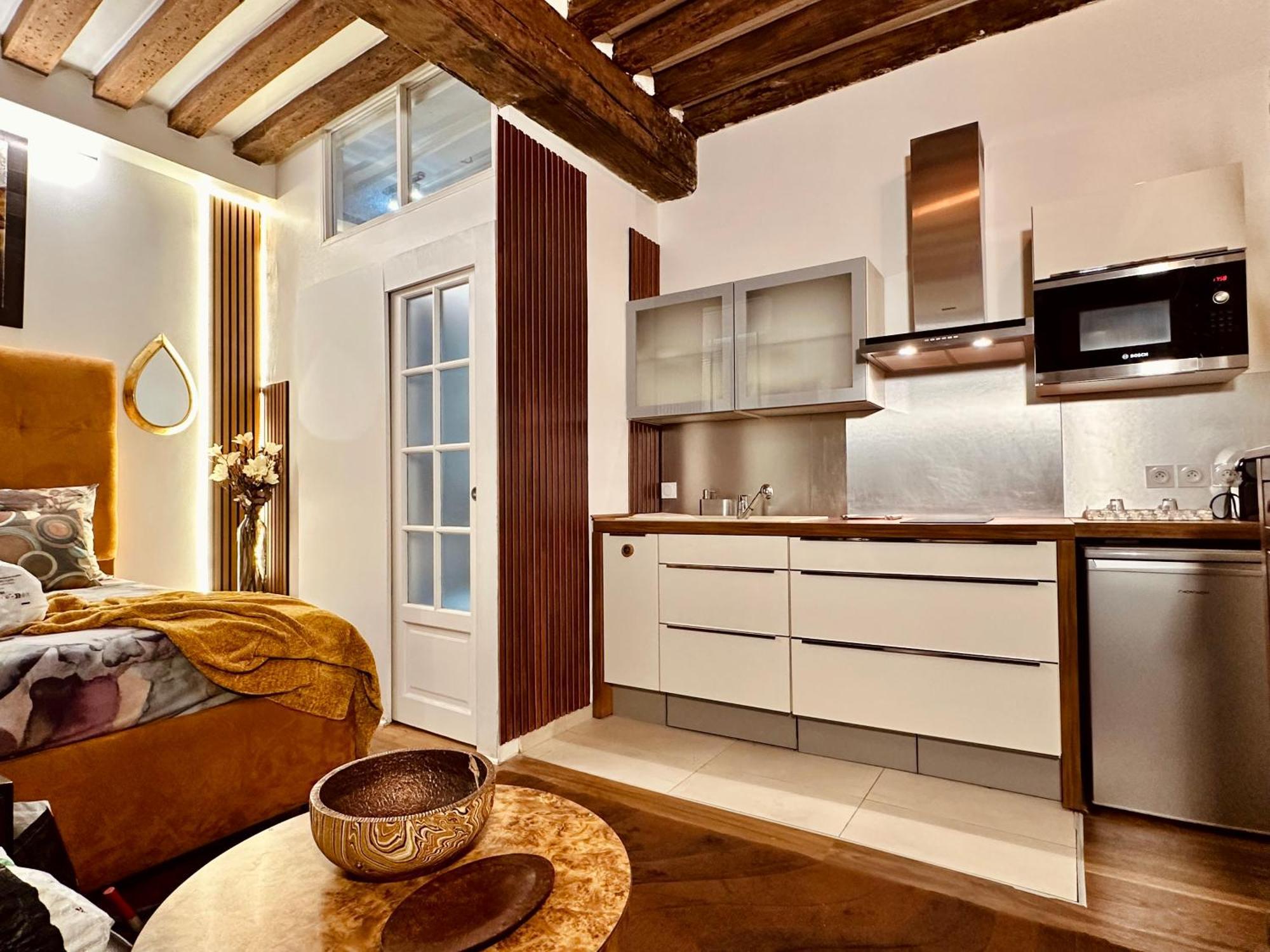 Studio Design By Kenzo Near Notre Dame Paris Ngoại thất bức ảnh