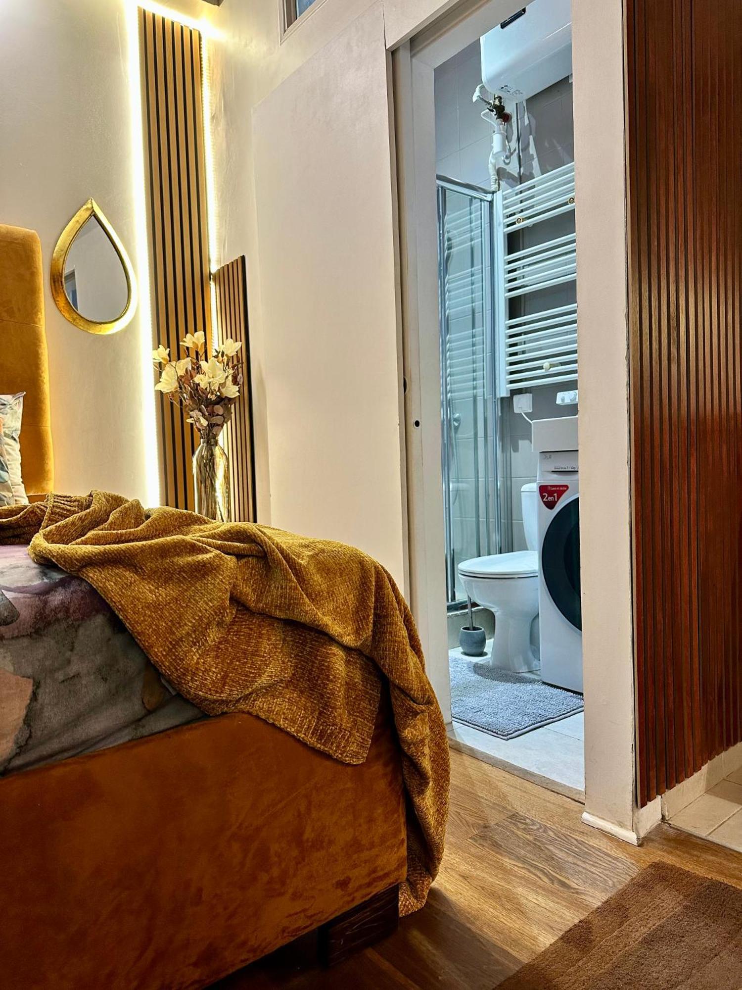 Studio Design By Kenzo Near Notre Dame Paris Ngoại thất bức ảnh
